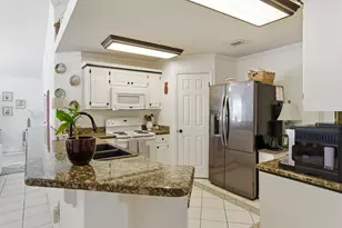 570 Rough Leaf Ln, Mary Esther, FL 32569 - Photo 15