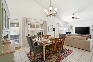 570 Rough Leaf Ln, Mary Esther, FL 32569 - Photo 19