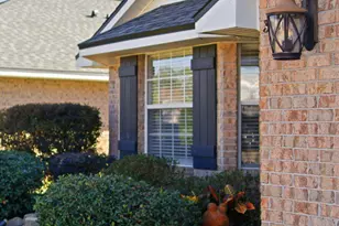 570 Rough Leaf Ln, Mary Esther, FL 32569 - Photo 5