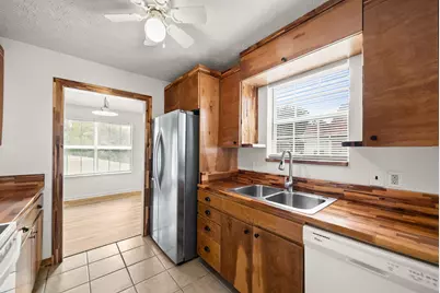 88 Tropical Way, Freeport, FL 32439 - Photo 5