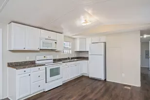 4451 Goldfinch Way, Crestview, FL 32539 - Photo 11