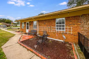 705 Oaklawn St, Fort Walton Beach, FL 32547 - Photo 35