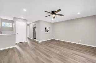 200 White St, Niceville, FL 32578 - Photo 13