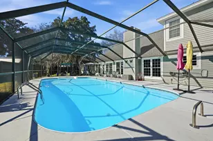 395 Jasmine Ave, Valparaiso, FL 32580 - Photo 49