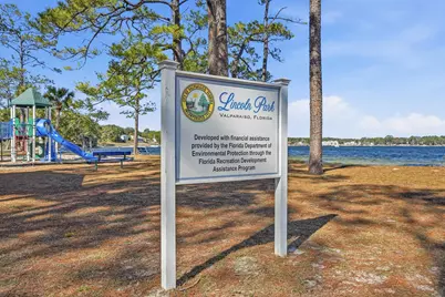 395 Jasmine Avenue, Valparaiso, FL 32580 - Photo 67