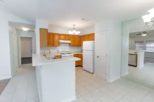 206 Parkwood Cir, Niceville, FL 32578 - Photo 11