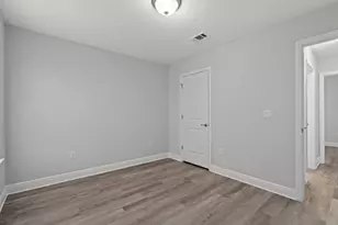 571 Riverwalk Cir, Freeport, FL 32439 - Photo 21