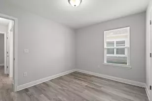 571 Riverwalk Cir, Freeport, FL 32439 - Photo 25