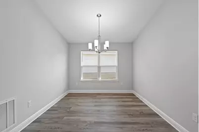 571 Riverwalk Circle, Freeport, FL 32439 - Photo 5