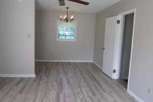 712 Newport Dr, Fort Walton Beach, FL 32547 - Photo 3