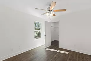 8369 Segura St, Navarre, FL 32566 - Photo 39