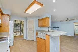 83 Edgewood Dr, Freeport, FL 32439 - Photo 13