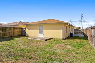 2413 Minnesota Ave, Lynn Haven, FL 32444 - Photo 37