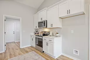 6208 Redeemer Wy, Crestview, FL 32539 - Photo 15