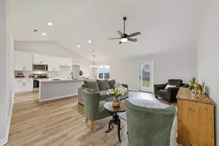 6208 Redeemer Wy, Crestview, FL 32539 - Photo 3