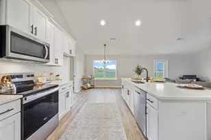 6208 Redeemer Wy, Crestview, FL 32539 - Photo 11