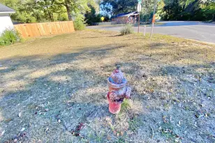 795 Bay St, Crestview, FL 32536 - Photo 27