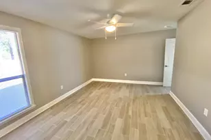 795 Bay St, Crestview, FL 32536 - Photo 23