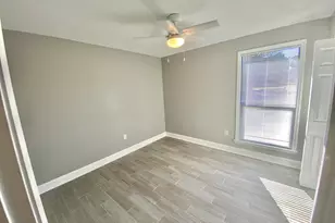 795 Bay St, Crestview, FL 32536 - Photo 17