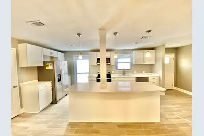 795 Bay Street, Crestview, FL 32536 - Photo 11