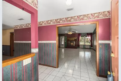 125 E Bermuda Circle E, Niceville, FL 32578 - Photo 9