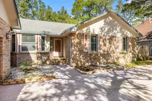 125 E Bermuda Circle E, Niceville, FL 32578 - Photo 5