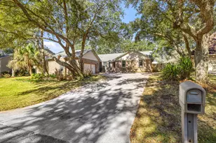 125 E Bermuda Circle E, Niceville, FL 32578 - Photo 3