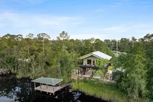 8536 Kingsley Pl, Navarre, FL 32566 - Photo 5