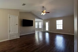 3151 Forrest Ave, Crestview, FL 32539 - Photo 7