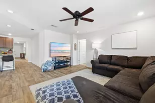 1056 Limpkin St St, Crestview, FL 32539 - Photo 9