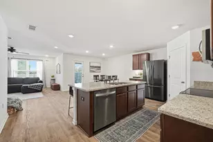 1056 Limpkin St St, Crestview, FL 32539 - Photo 3