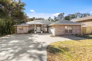 421 Marquette St, Valparaiso, FL 32580 - Photo 5