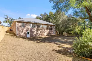 421 Marquette St, Valparaiso, FL 32580 - Photo 13