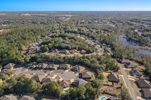 207 Pinque Coat Ct, Crestview, FL 32536 - Photo 45