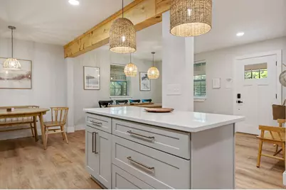 111 NE Patton Drive NE, Fort Walton Beach, FL 32547 - Photo 11