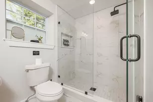 111 NE Patton Dr NE, Fort Walton Beach, FL 32547 - Photo 39