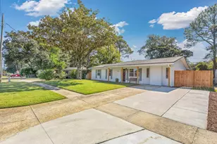 230 SW Santa Rosa Street SW, Fort Walton Beach, FL 32548 - Photo 3