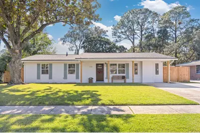 230 SW Santa Rosa Street SW, Fort Walton Beach, FL 32548 - Photo 1