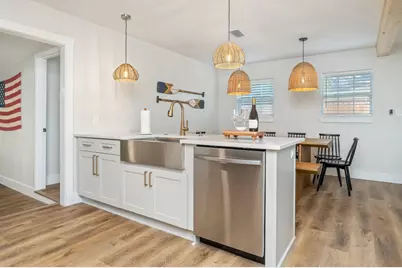 230 SW Santa Rosa Street SW, Fort Walton Beach, FL 32548 - Photo 17