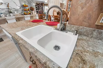 7456 Woodmont Road, Navarre, FL 32566 - Photo 23