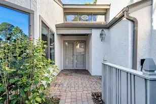 131 Gleneagles Dr, Niceville, FL 32578 - Photo 3