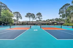 131 Gleneagles Dr, Niceville, FL 32578 - Photo 51