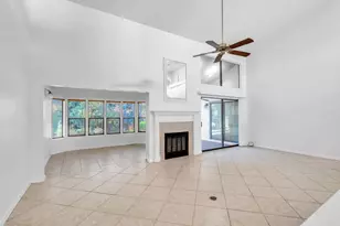 131 Gleneagles Dr, Niceville, FL 32578 - Photo 1