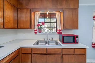 205 Florence Drive, Defuniak Springs, FL 32433 - Photo 13