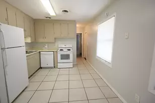 127 NW Loizos Dr NW, Fort Walton Beach, FL 32548 - Photo 9