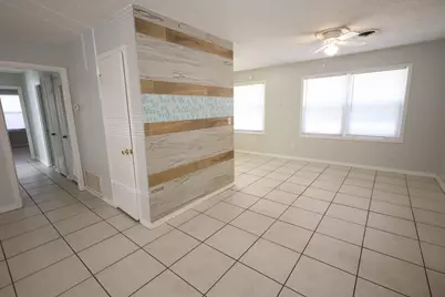 127 NW Loizos Drive NW, Fort Walton Beach, FL 32548 - Photo 5