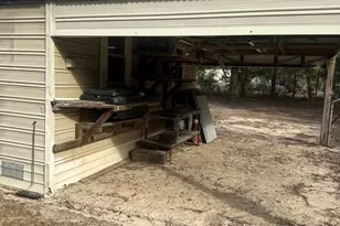 618 Oakridge Rd, Defuniak Springs, FL 32433 - Photo 45