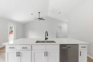 6158 Sundew St, Crestview, FL 32539 - Photo 13