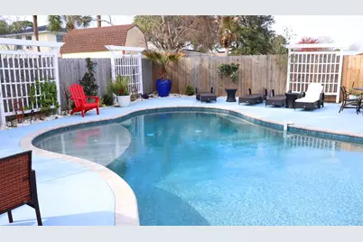 2 W Casa Loma Drive W, Mary Esther, FL 32569 - Photo 3