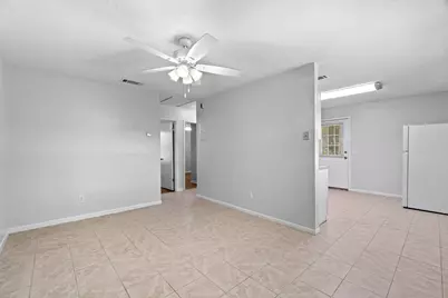 248 Four Mile Road #Unit A, Freeport, FL 32439 - Photo 5